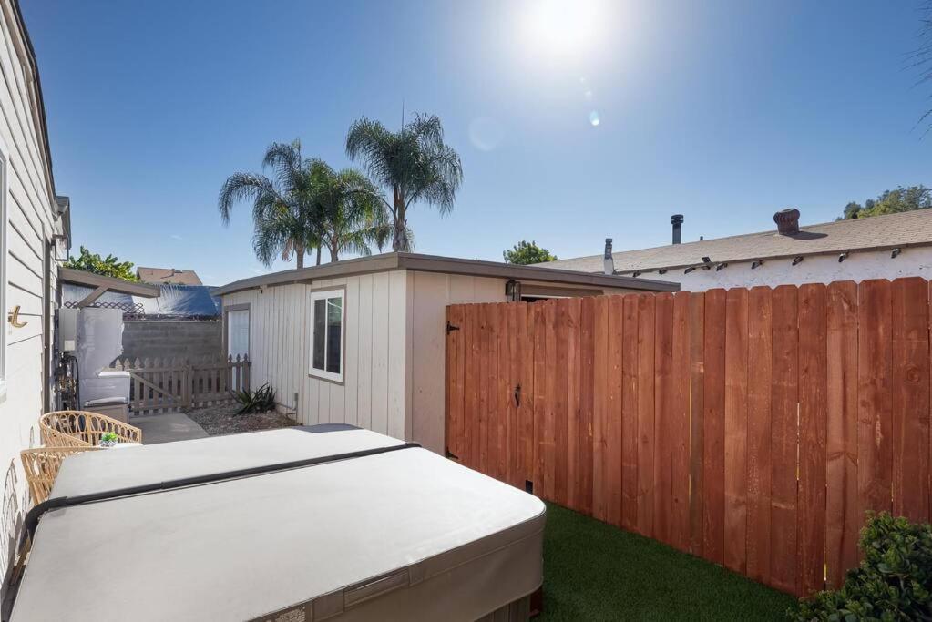 Holiday home Cozy 2 Bedroom With Hot Tub And Patio *
