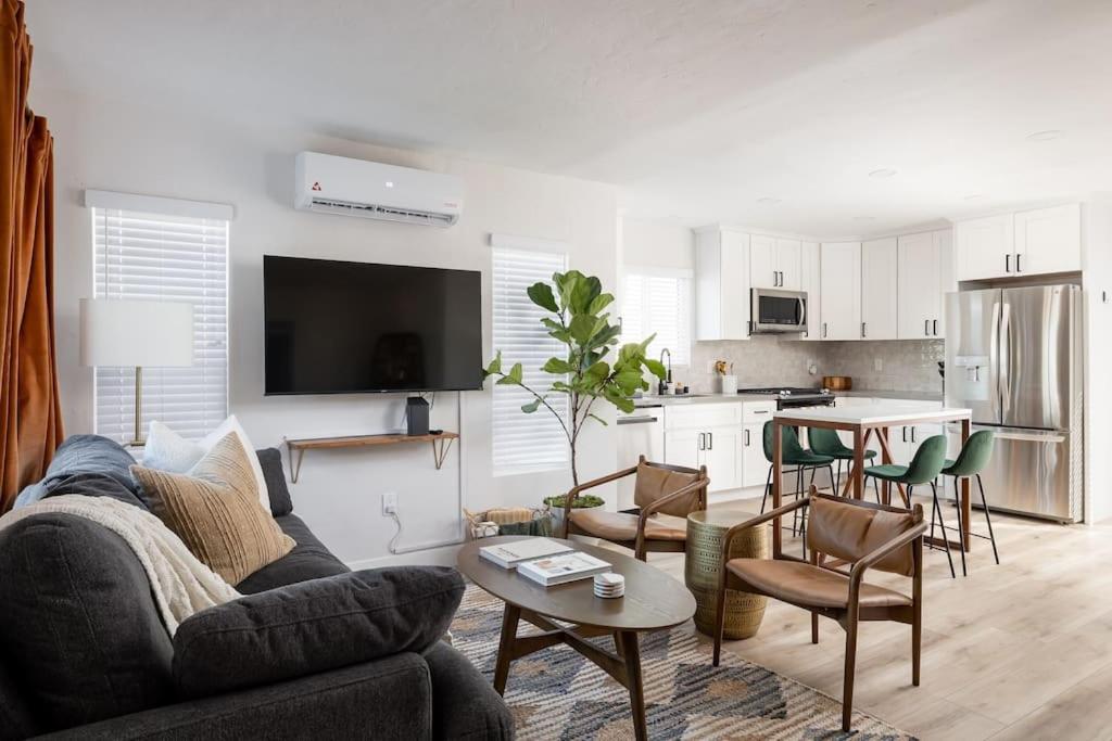 Cozy 2 Bedroom With Hot Tub And Patio San Diego
